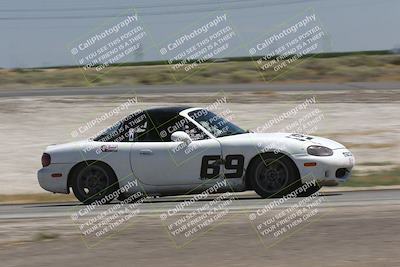 media/Jun-01-2024-CalClub SCCA (Sat) [[0aa0dc4a91]]/Group 3/Qualifying/